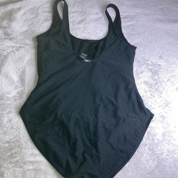 DKNY Mesh Side Shirred One Piece Swimsuit, Black Workout bathing suit - Picture 8 of 12